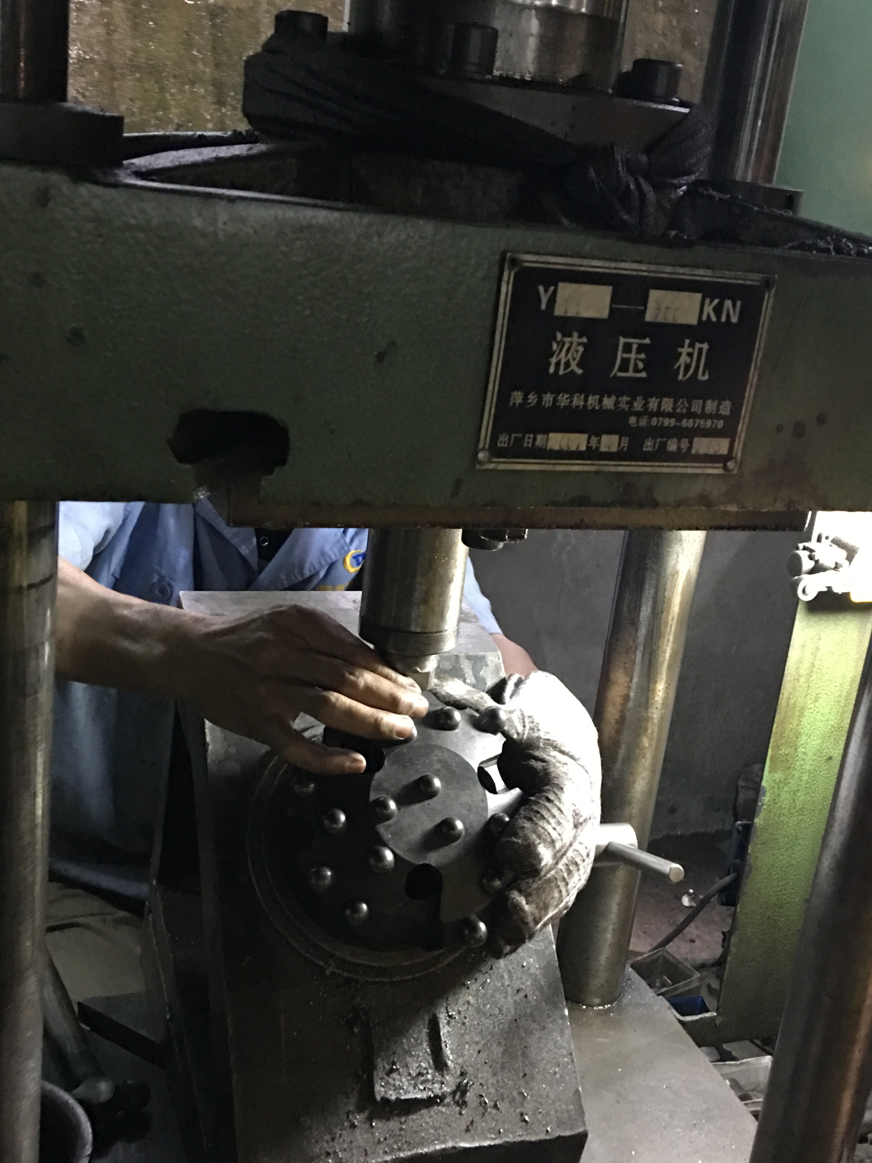 米數多潛孔鉆頭 提供高中低風壓潛孔鉆頭 潛孔沖擊器 等優質采掘鉆具