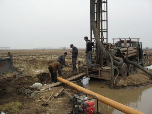 “不管誰來問我，我都說米數多的鉆頭好，讓他去試試”